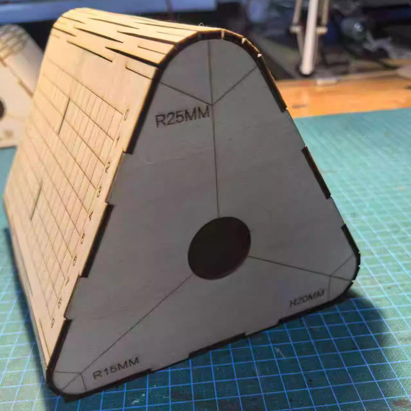 Leatherwork Journal - Looook Store Çok Çaplı Deri Üçgen